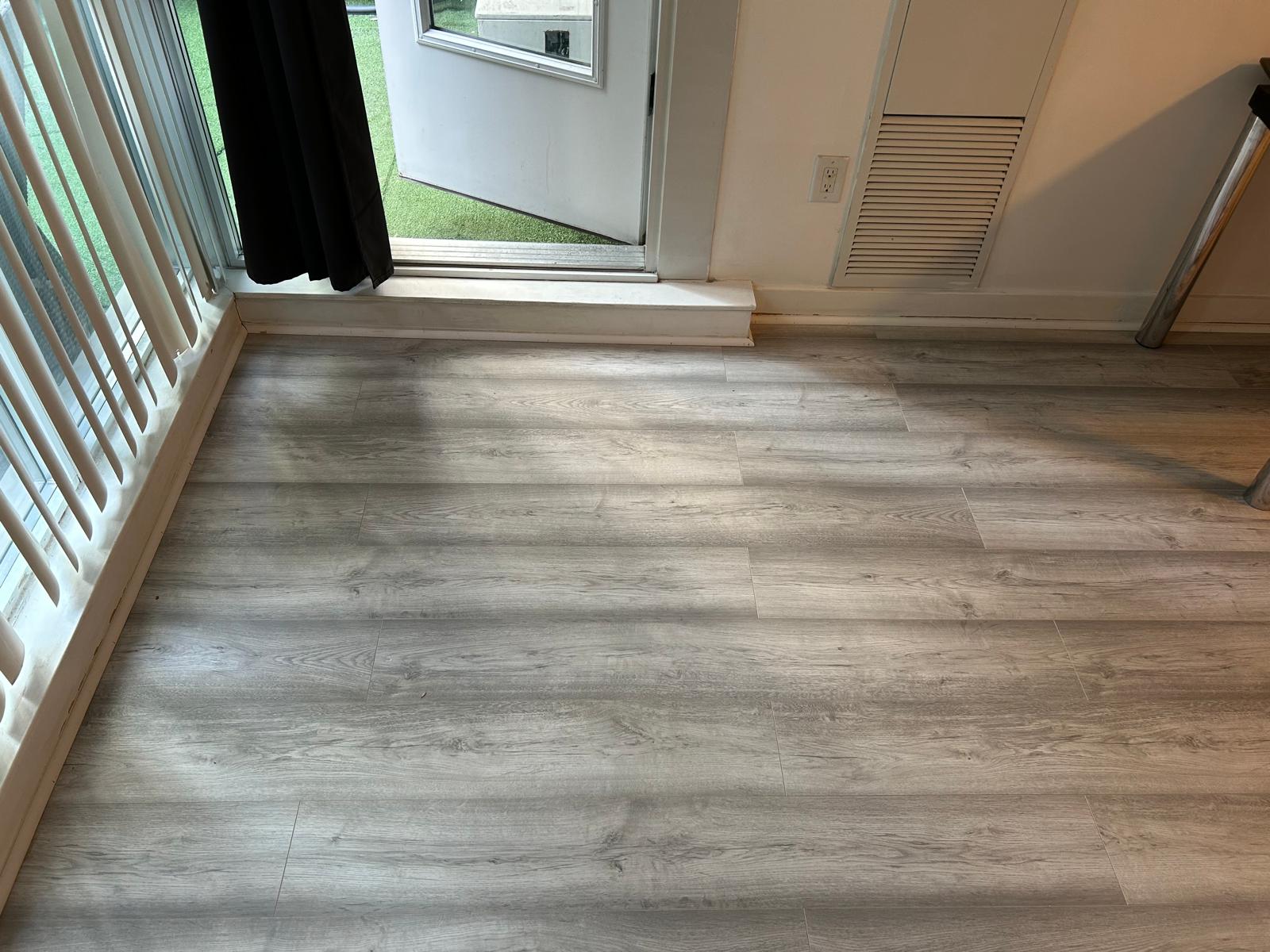 Sunlit Living Room — Light Oak LVP